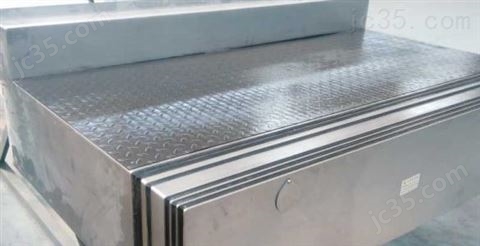 匯鼎鋼制伸縮式機床專用導(dǎo)軌防護罩